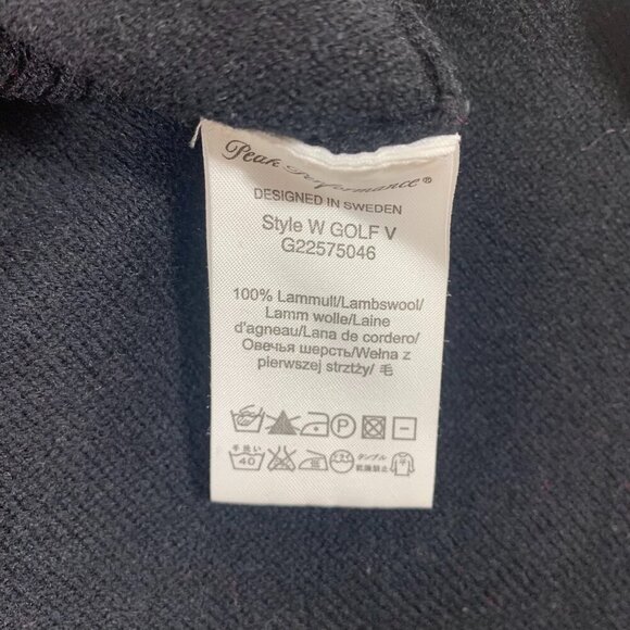 Peak Performance Golf V-Neck Black, Mens Casual v-neck Pullover (Size large - Picture 7 of 7